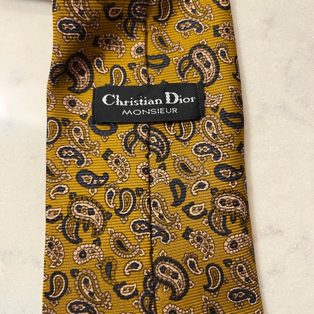 VTG Christian Dior Silk Paisley Tie Mustard Gold Vintage luxury designer - Picture 8 of 8